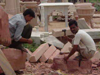 Lavoratori lungo la strada da Jaipur ad Agra